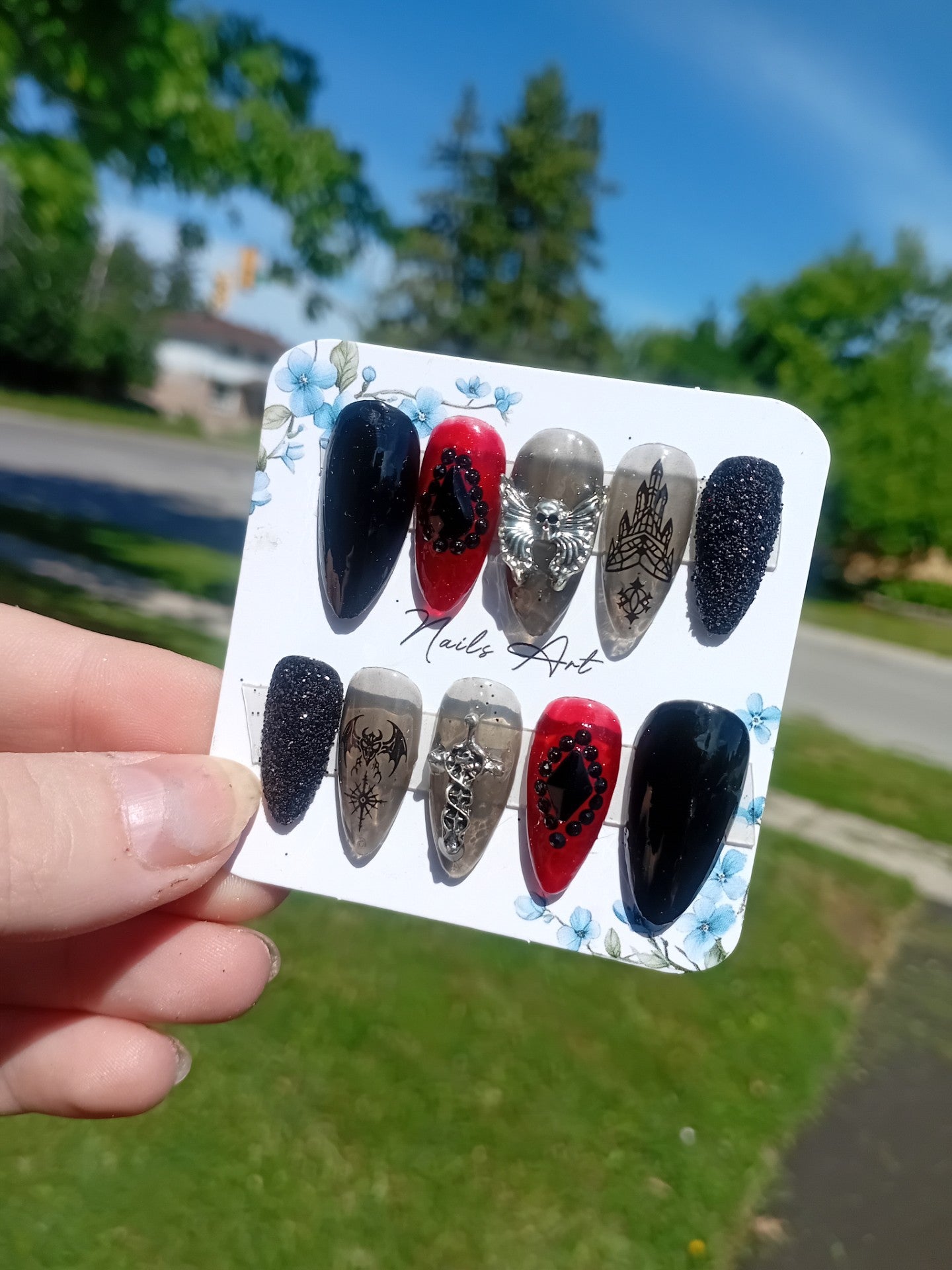 Vampire Castle - Pres On Nails